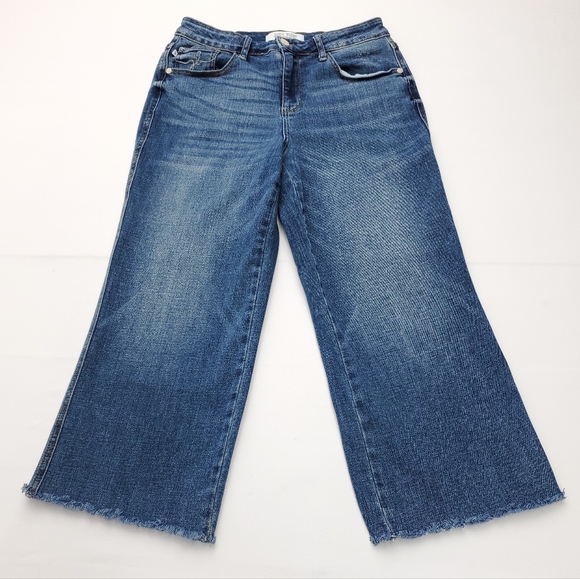 NWOT Judy Blue Womens Wide Leg Crop Stretchy Blue Jeans Raw Hem Size 9/29 - Picture 2 of 13